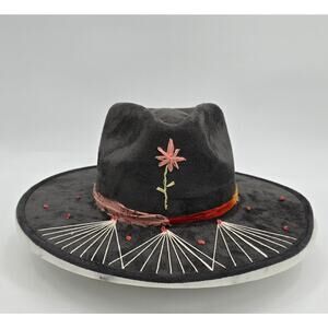 Custom Boho Embroidered Felt Hat – Waco Boutique Find – Size M